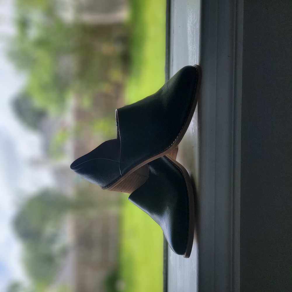 Elegant Black Women's Shoes